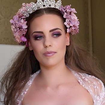 Photo shoot at .....   - Alluring Makeup